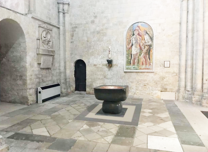 The Font, level to the ground